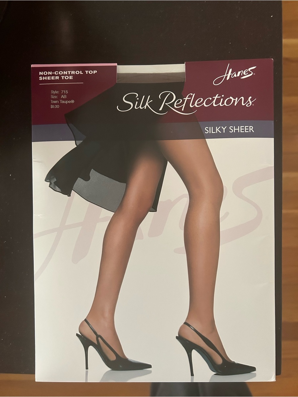 Hanes Silk Reflections Silky Sheer Pantyhose - Taupe Size AB (NWT)